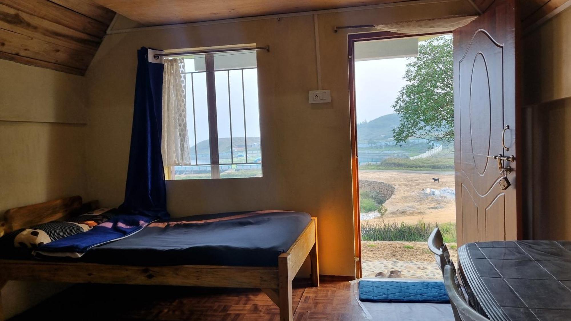 I Basa Homestay Sohrarim Exterior photo